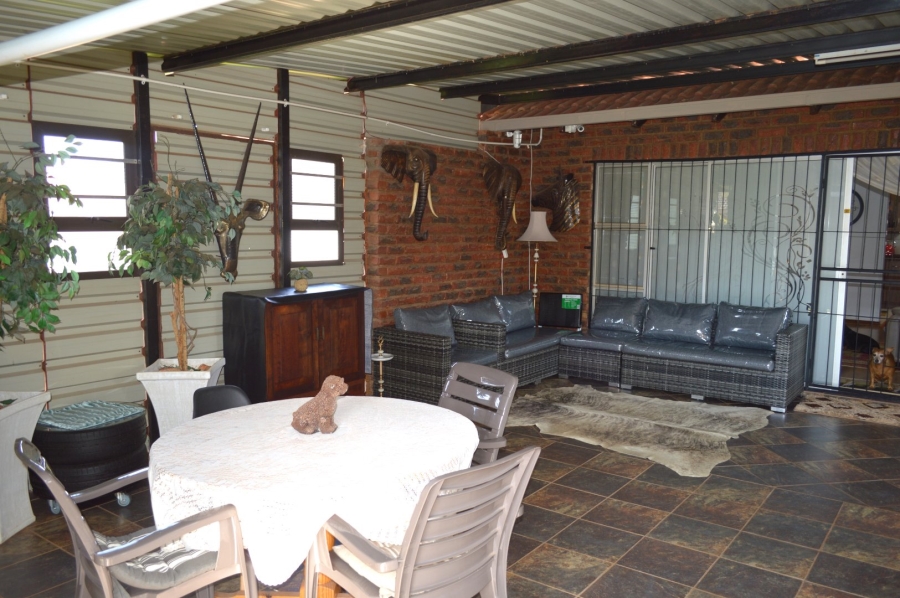 6 Bedroom Property for Sale in Doringkruin North West